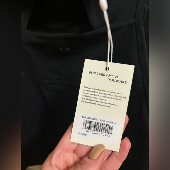 Monday swimwear workout romper size medium - Picture 5 of 5